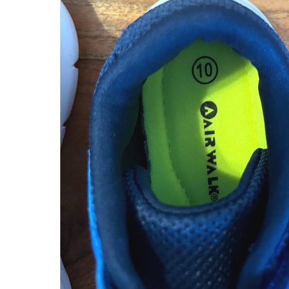 Airwalk Gusto XT II Kids Blue Athletic Hook and Loop Shoes Size 10 NWB - Picture 5 of 15